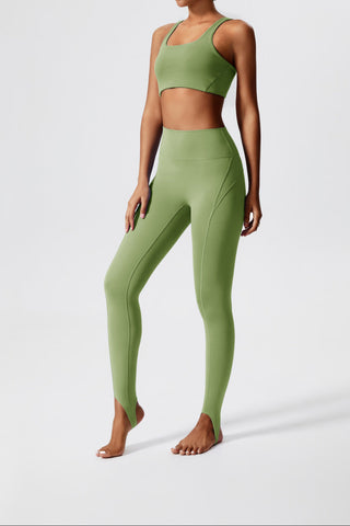 XO Radiance U-Neck Set